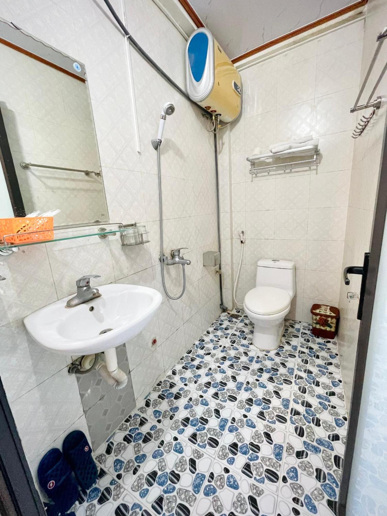 Thai Thinh Hotel Dong Van  Exterior photo